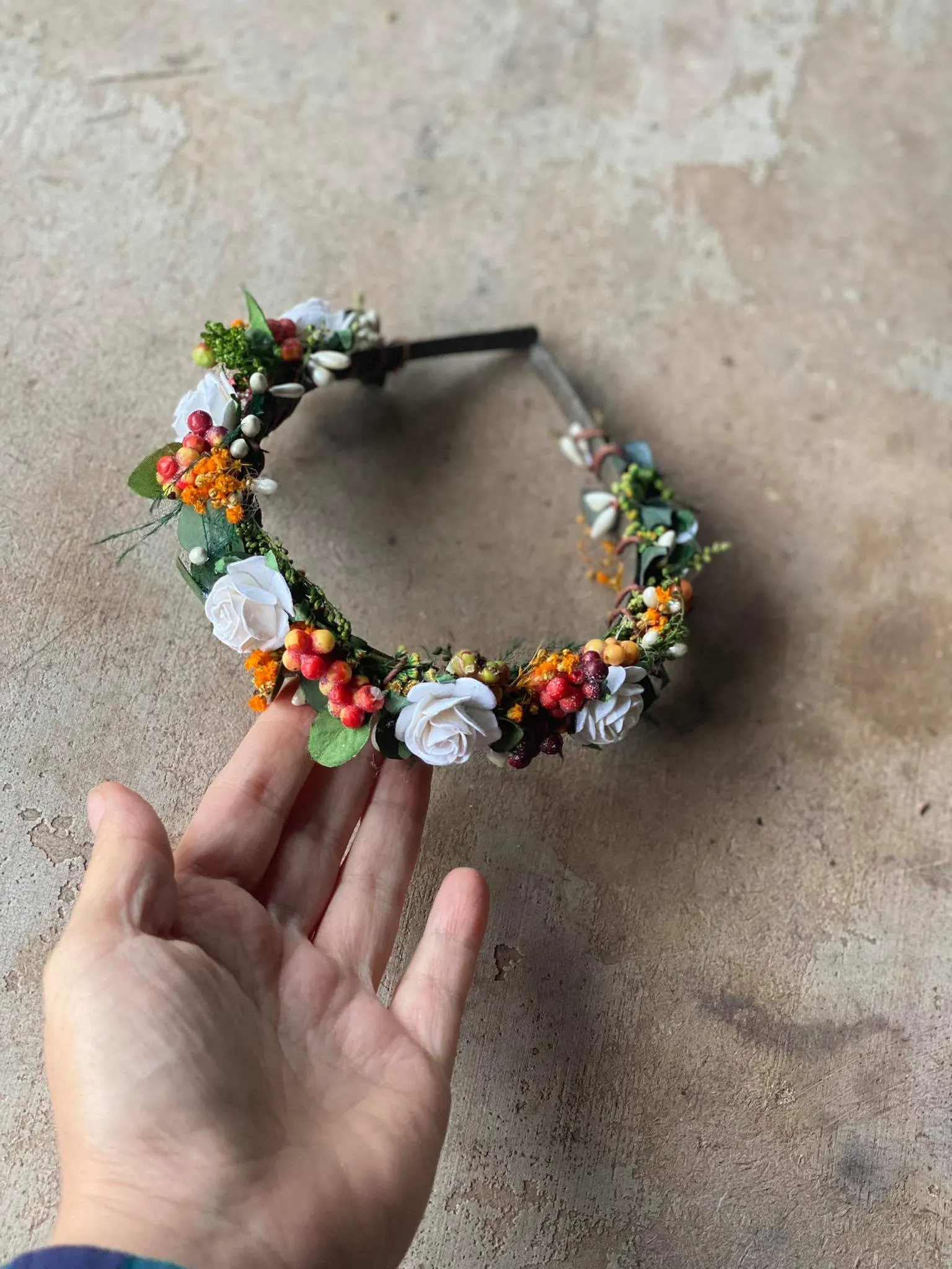 Autumn bridal headband with white roses