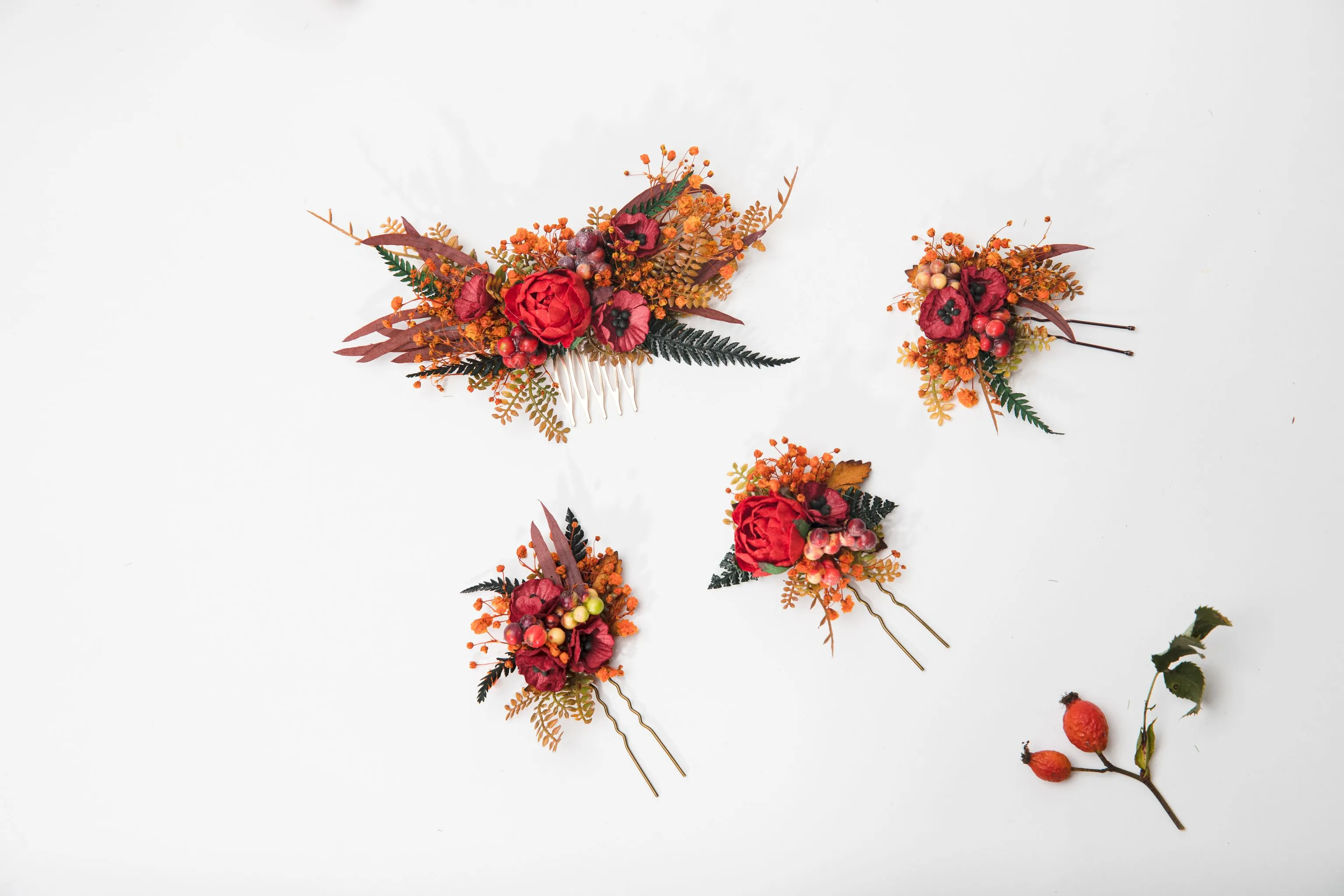 Autumn flower hair comb Fall wedding comb Flower hair jewellery Bridal hair accessories Handmade custom accessories October wedding Magaela