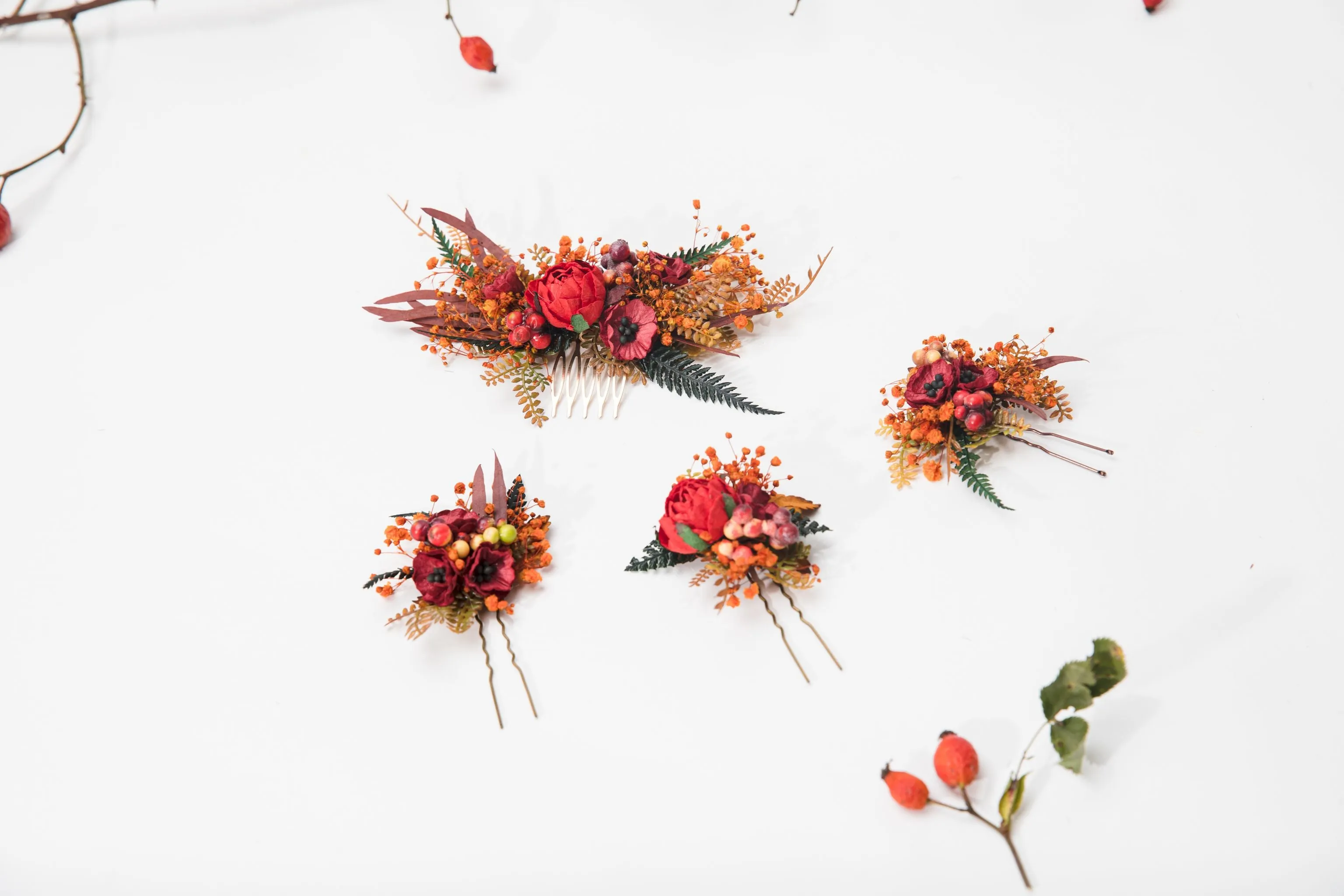 Autumn flower hair comb Fall wedding comb Flower hair jewellery Bridal hair accessories Handmade custom accessories October wedding Magaela