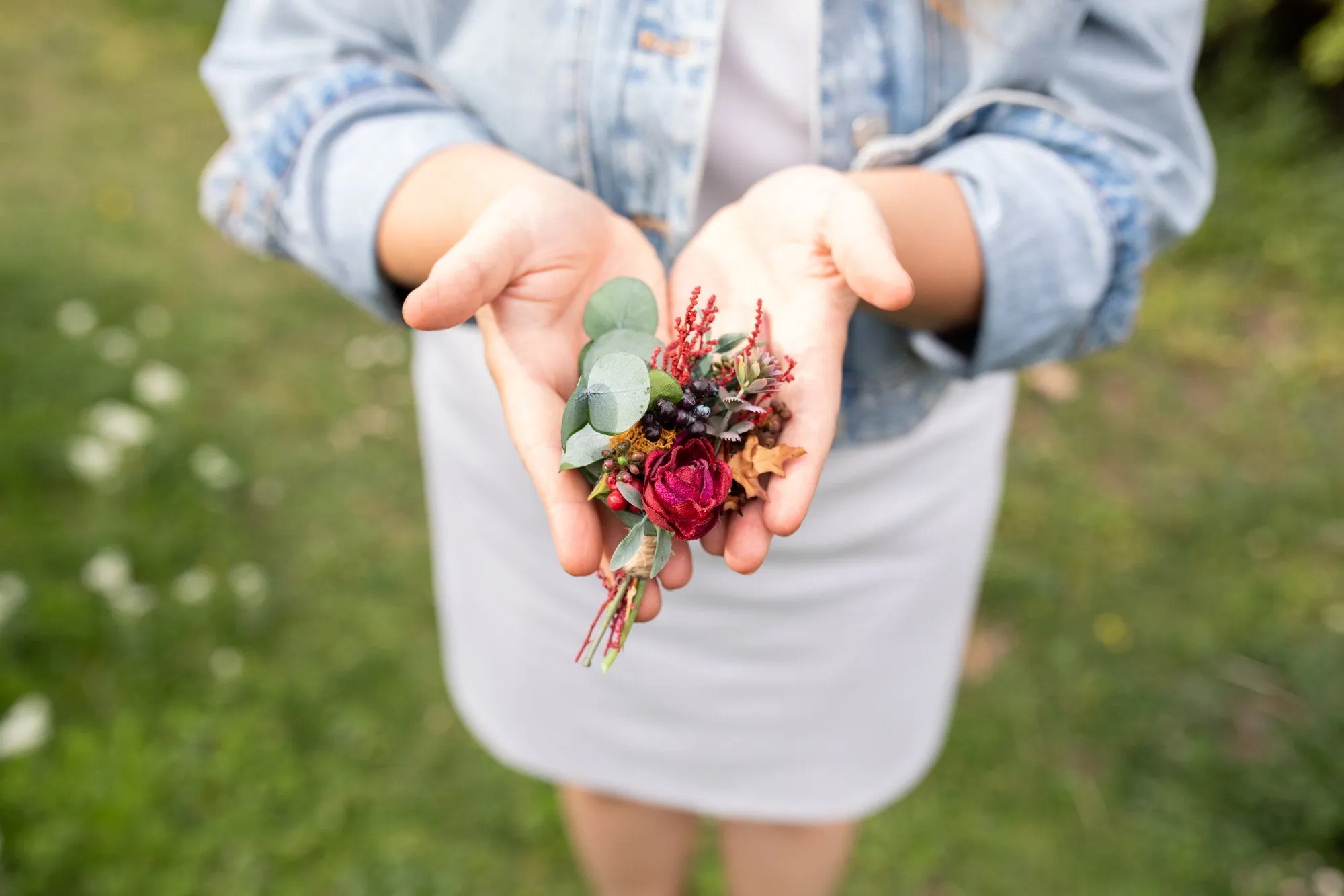 Autumn red boutonniere Flower Fall groom's boutonniere Wedding accessories Magaela Berries Green Eucalyptus Accessories