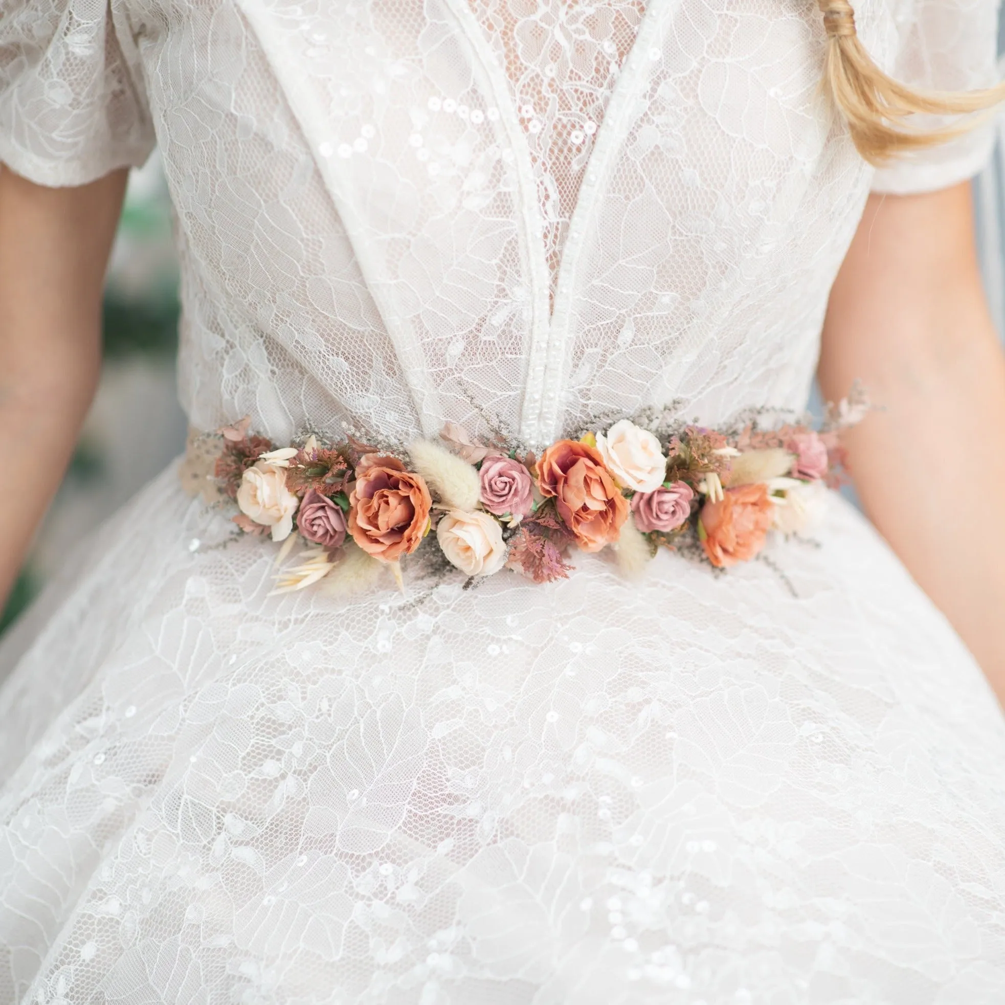 Autumn rustic flower belt