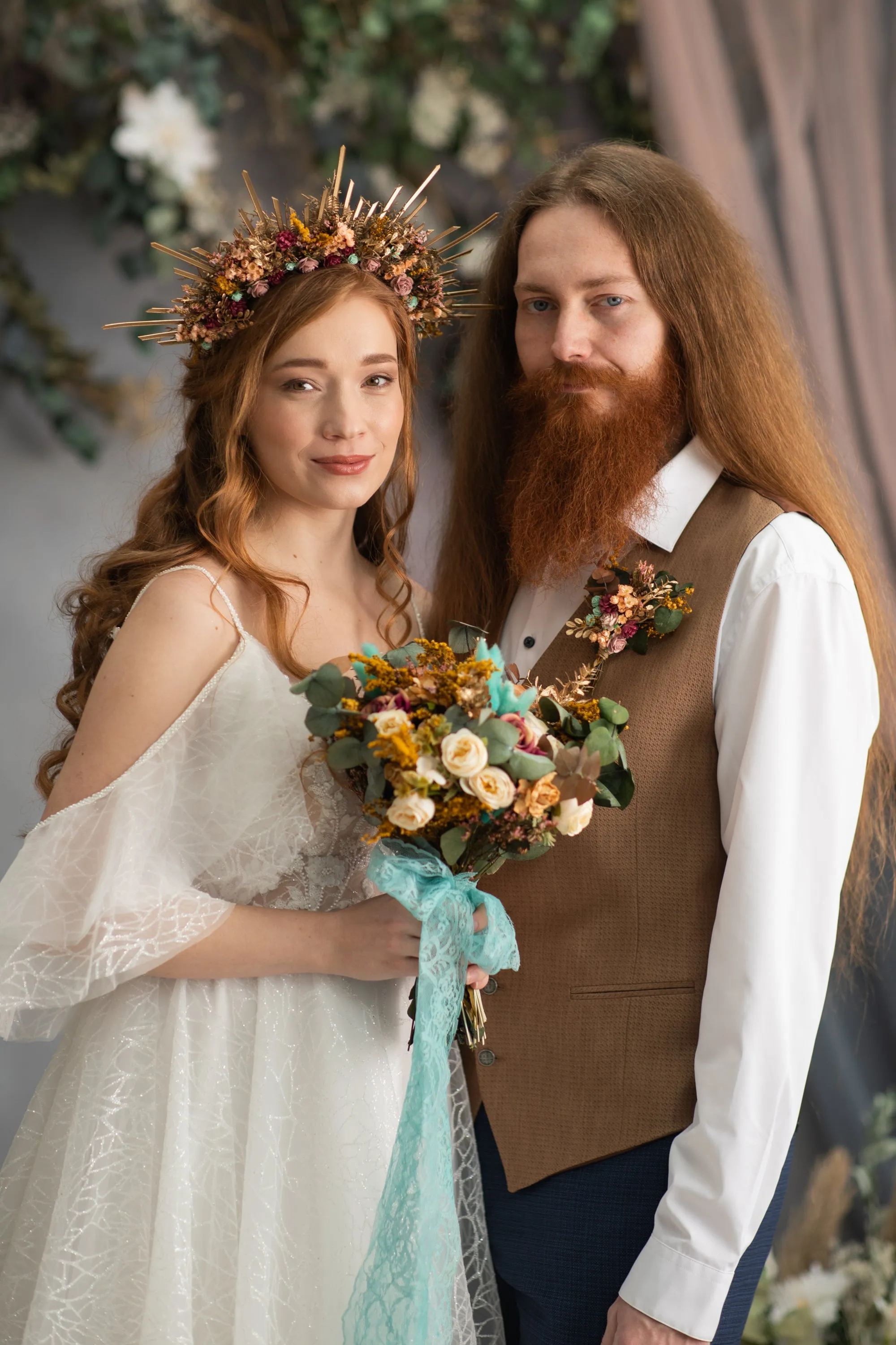 Autumn wedding bouquet with roses