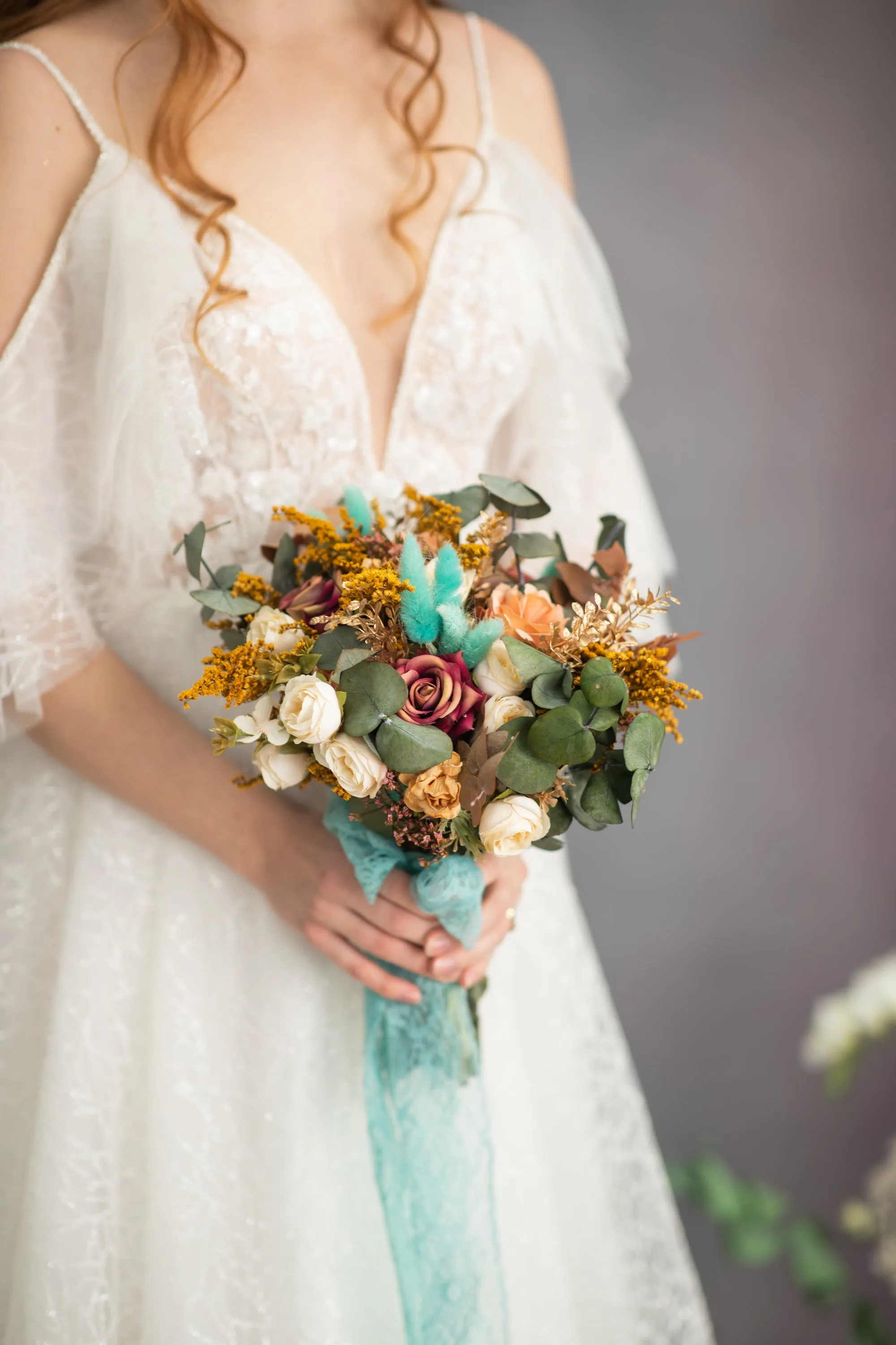 Autumn wedding bouquet with roses