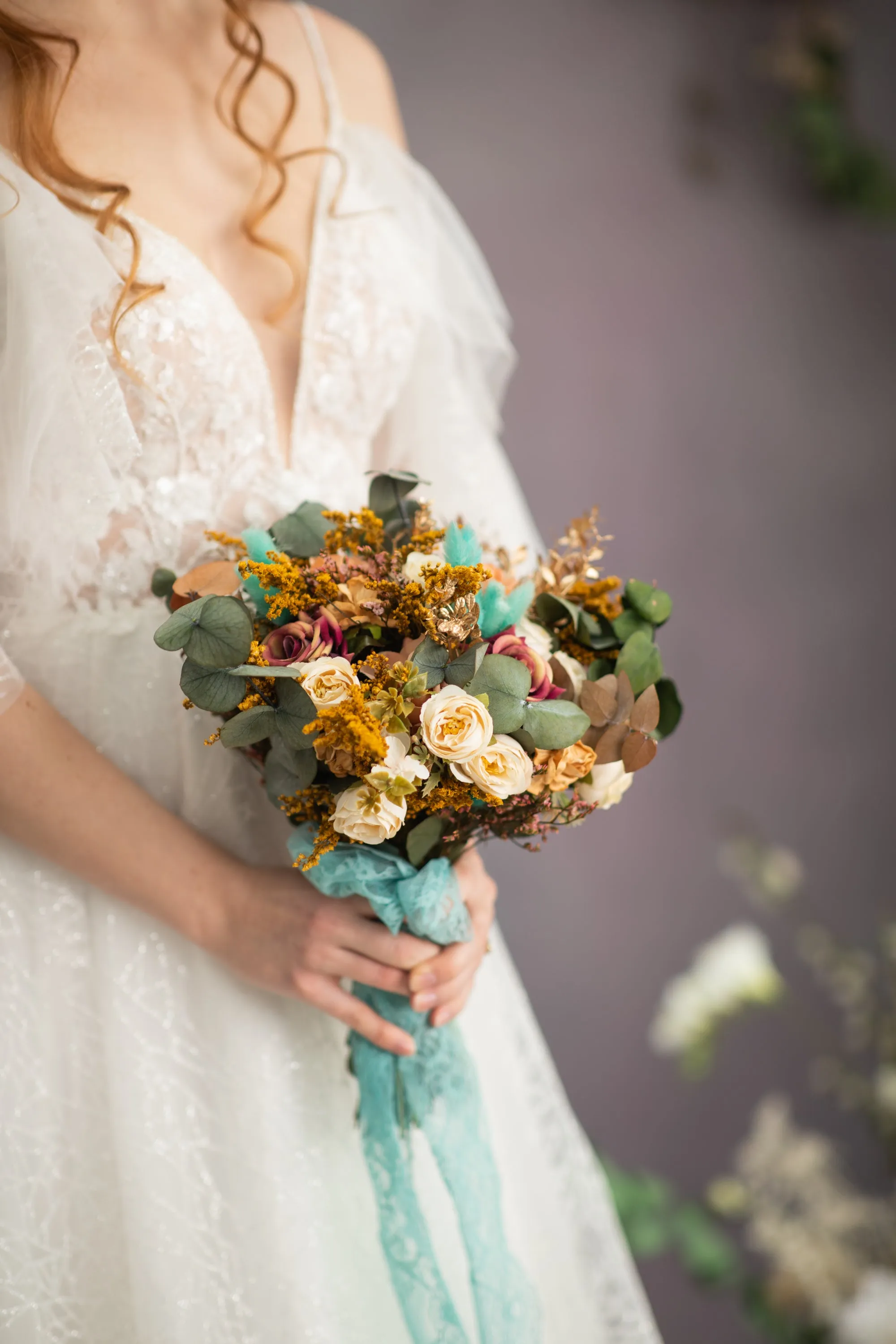 Autumn wedding bouquet with roses