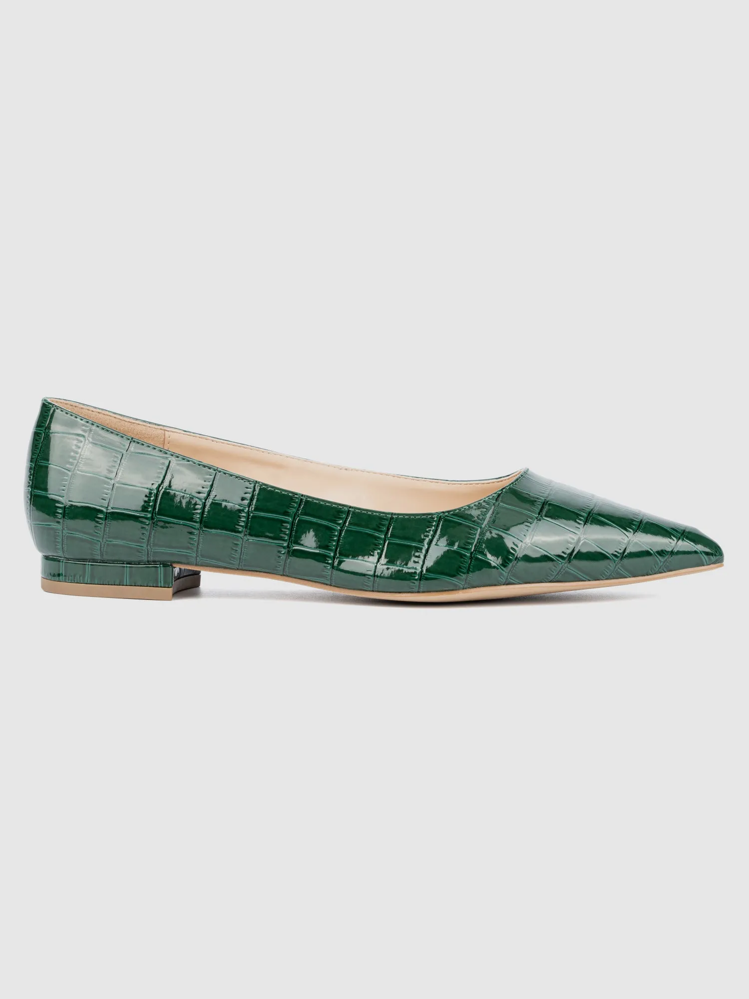 Bailey Wide Width Pointed Flats