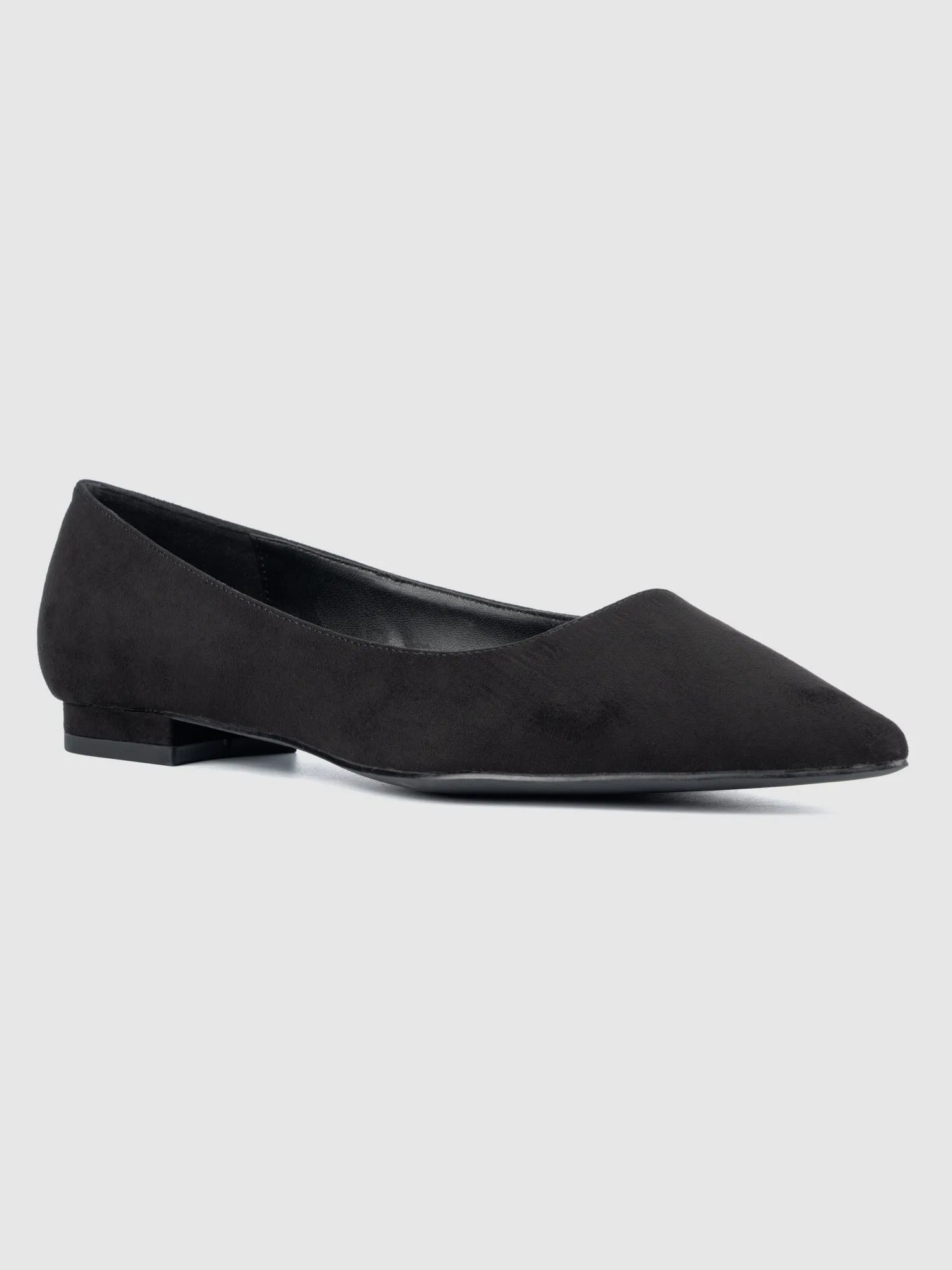 Bailey Wide Width Pointed Flats