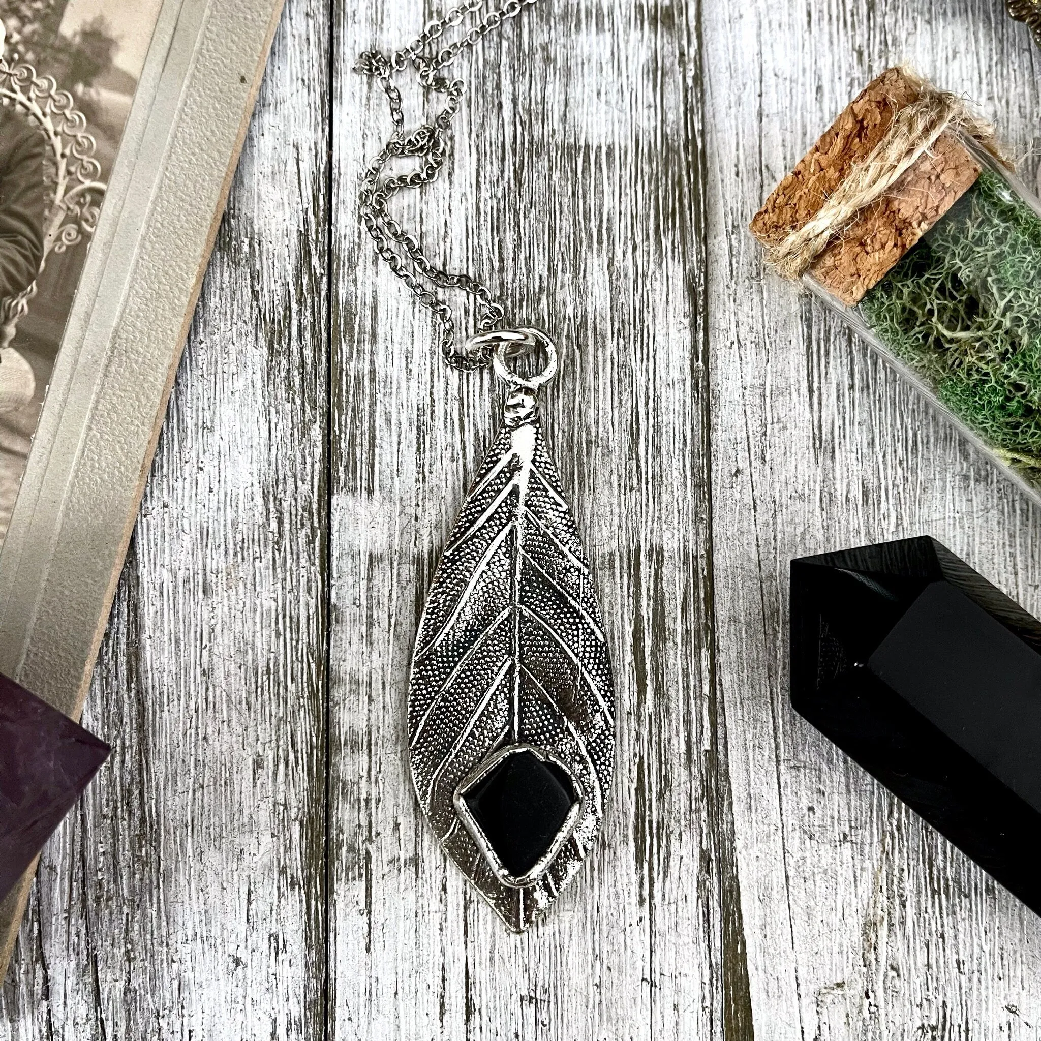 Black Onyx Leaf Necklace in Silver / Natural Wood & Stone Necklace Pendant