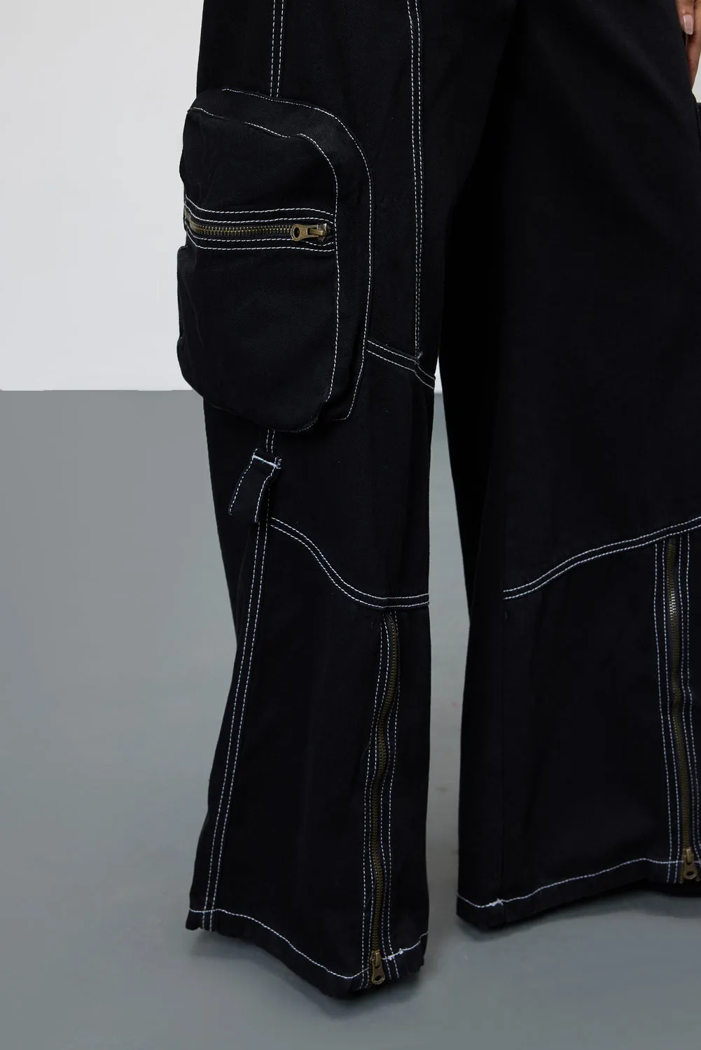 Black Trailblazer Cargo Jeans