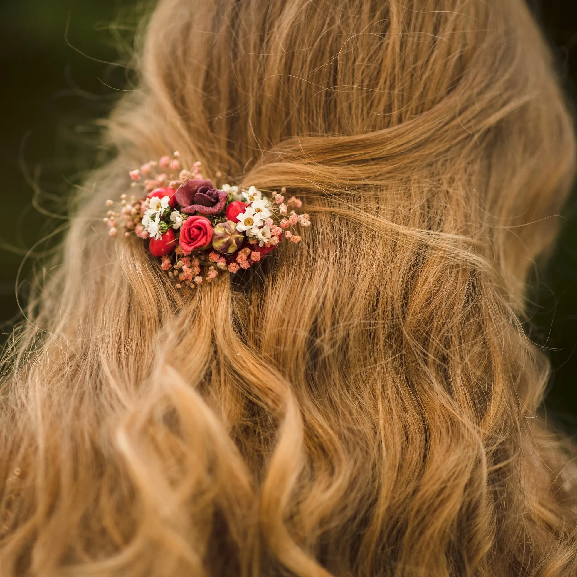 Bridal autumn flower hair clip Wedding hair clip in red colours Magaela Hair accessories for bride Autumn wedding hair piece 2021