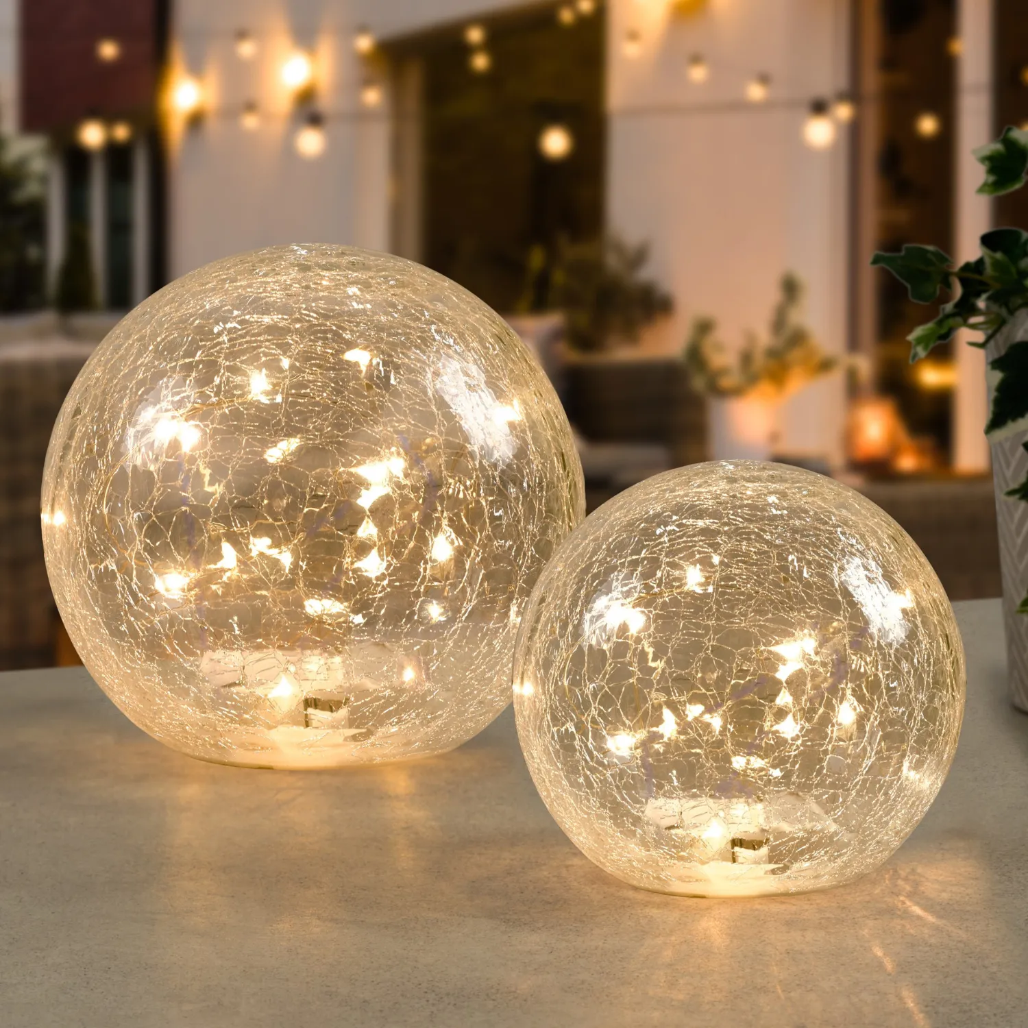 Crackle LED Glass Globe Light