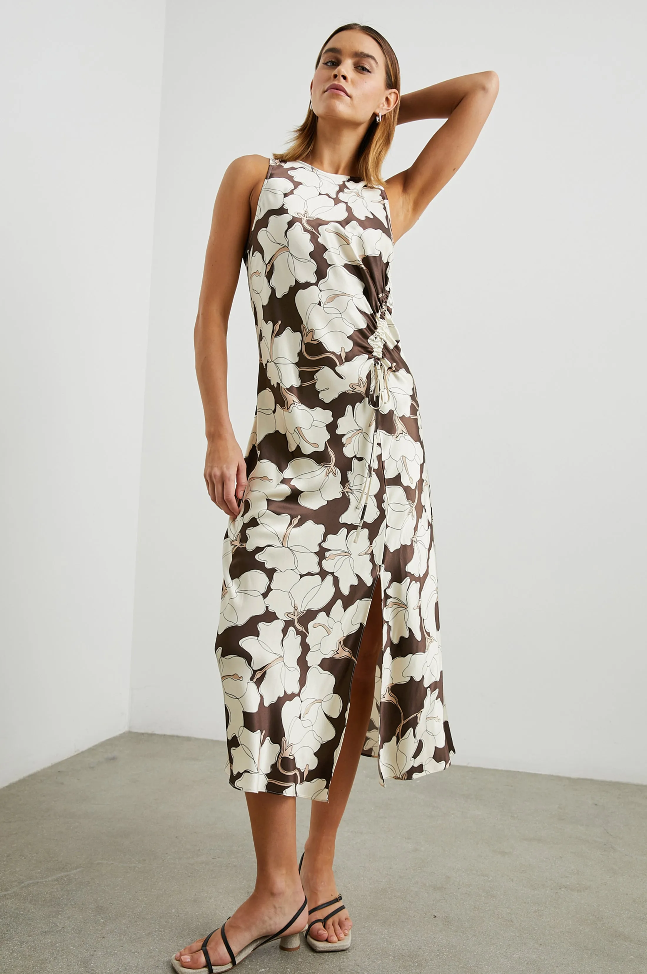 GABRIELLA DRESS - MOCHA FLORAL