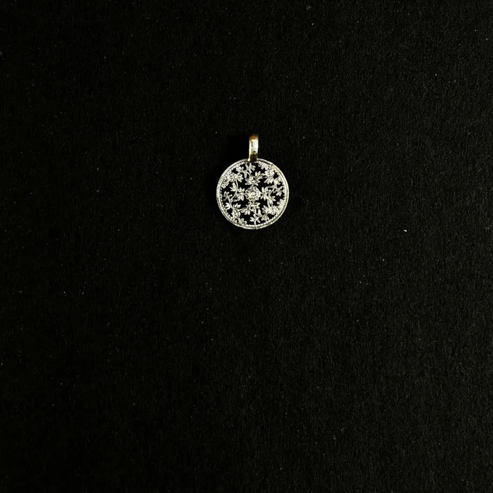 Gulistaan Jaali Pendant