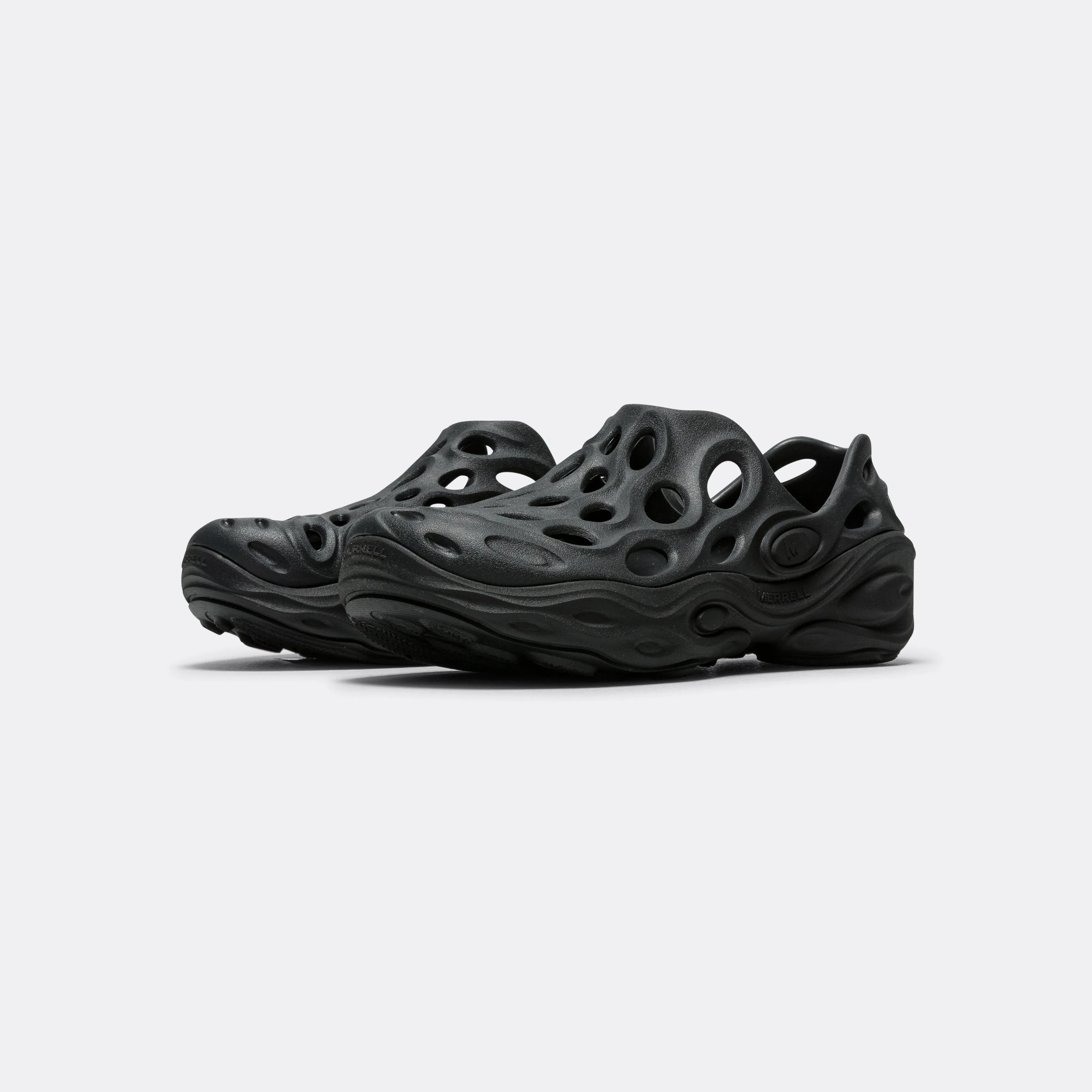 Hydro Next Gen Moc SE - Triple Black