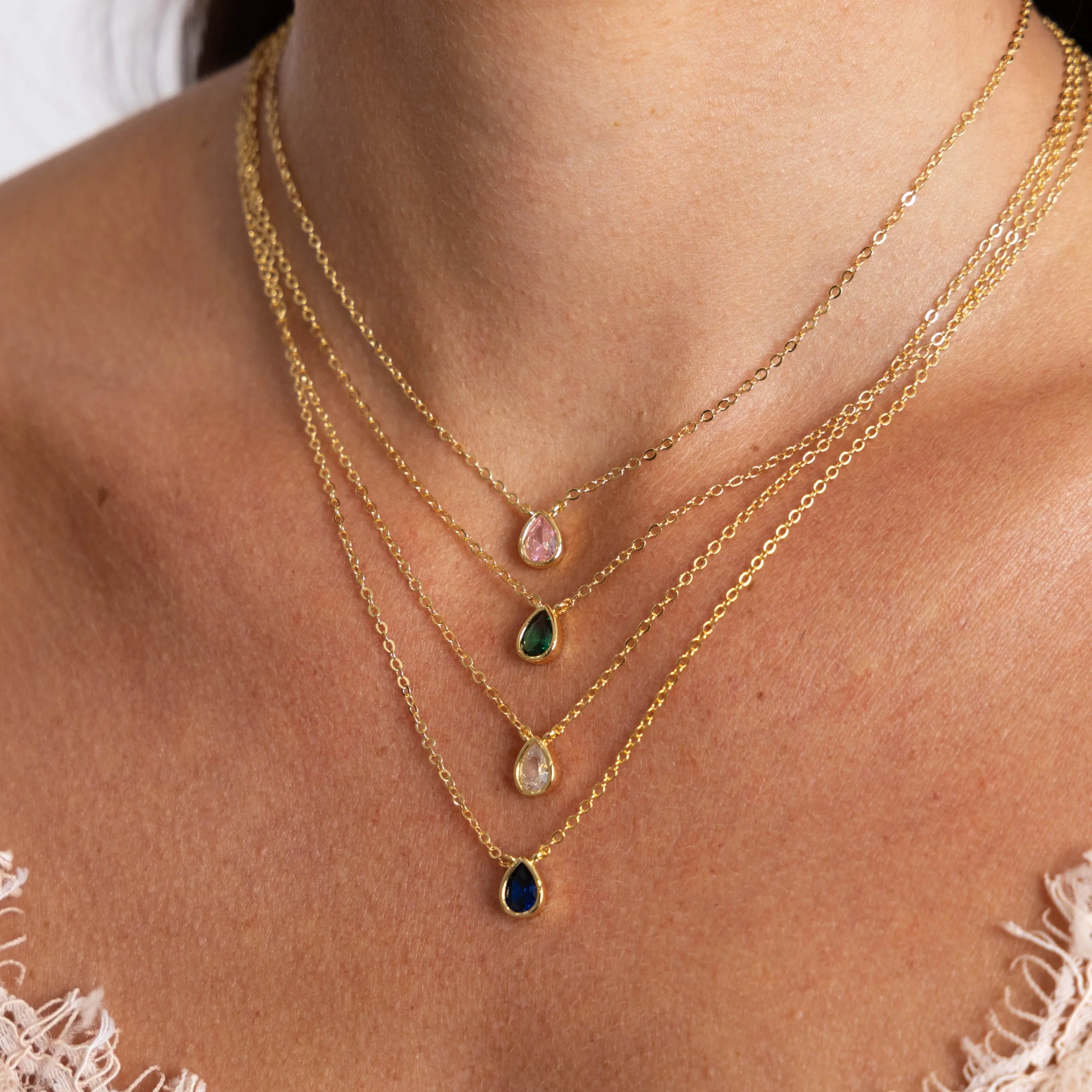 Ines Raindrop Necklace Pink