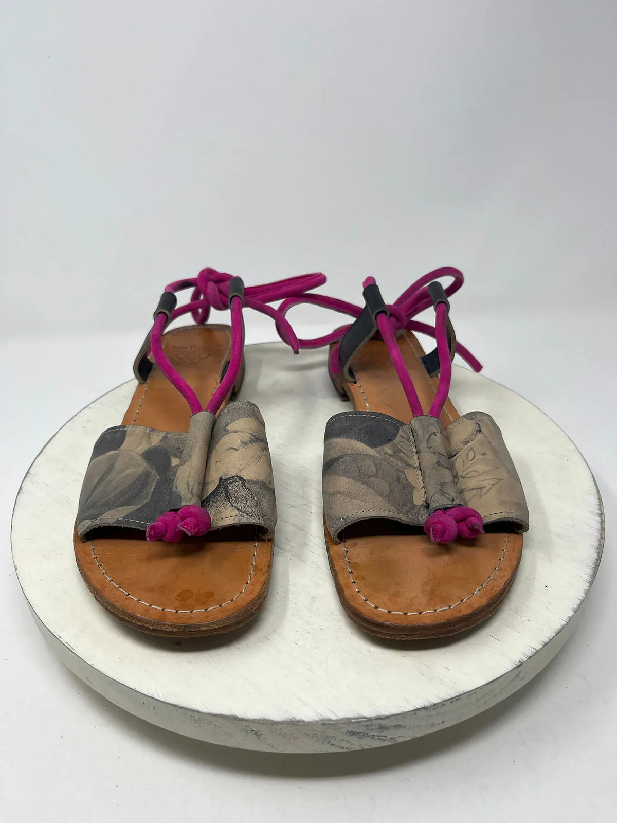 John Fluevog Size 10.5 Pink & Taupe Floral Sandals