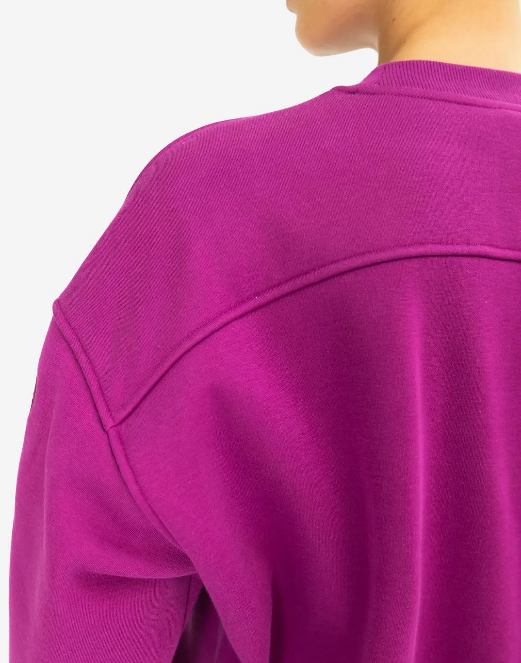 Sierra Fleece Crew in Very Berry