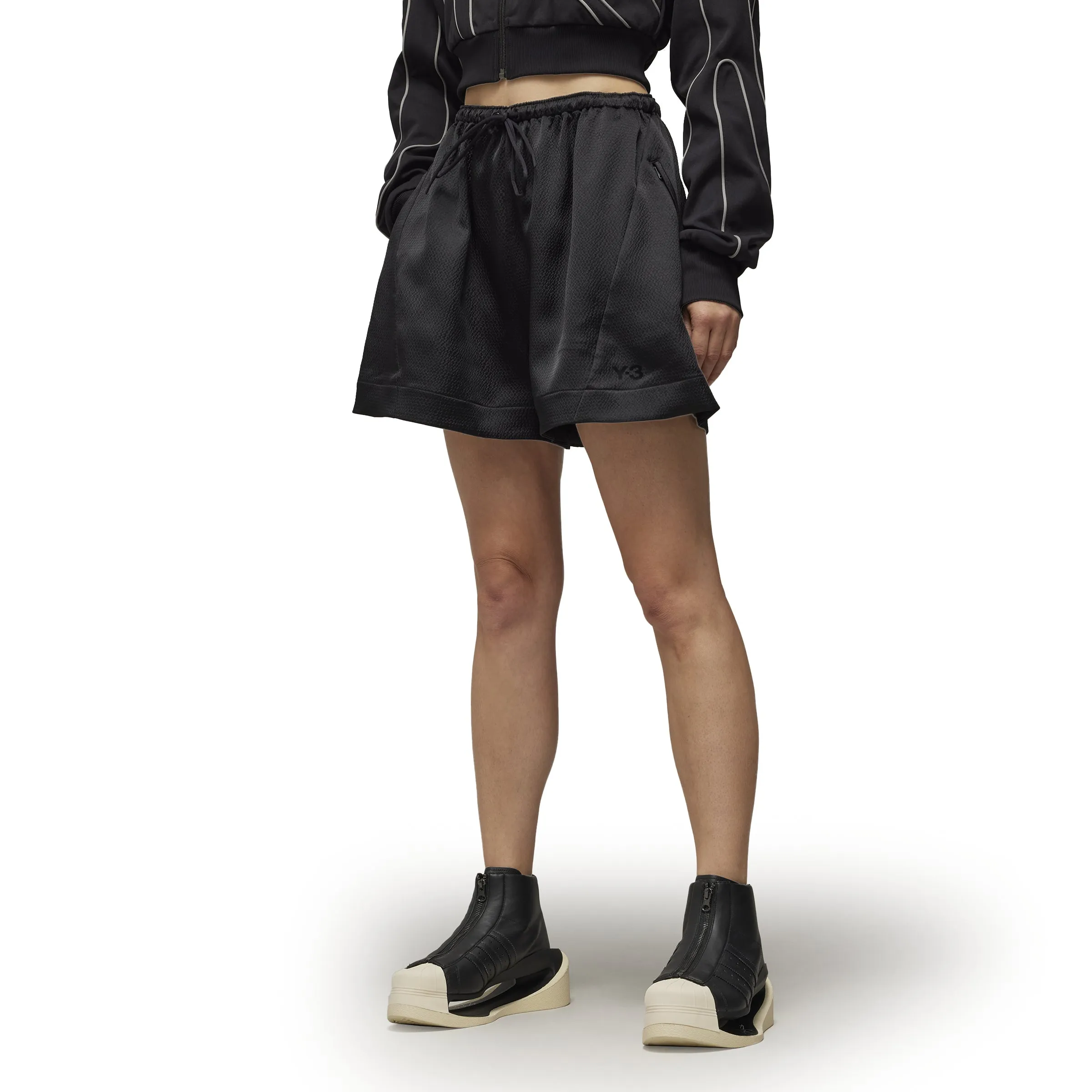 Y-3 TECH SEERSUCKER SHORTS (WOMEN)